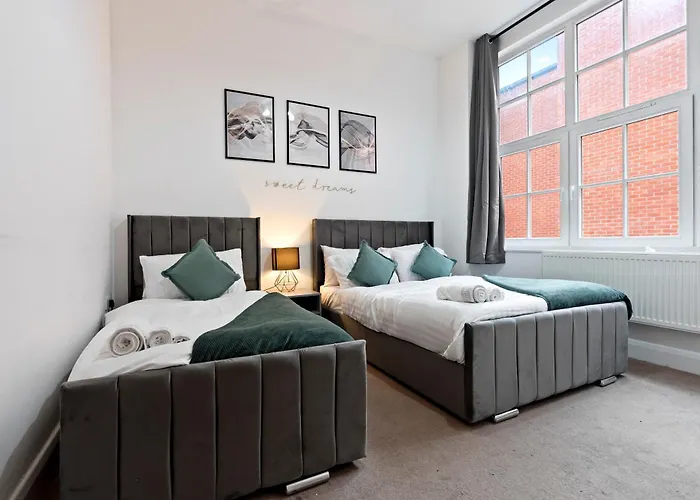 Cosy Birmingham Central 2 Bed Apartment